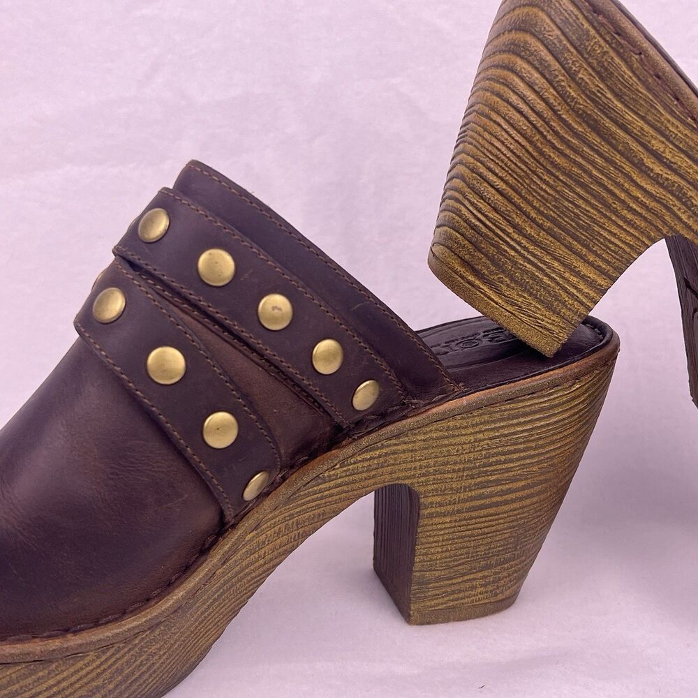 Born Brown Leather Platform Mules Chunky High Heel Clogs Studded Buckle Size 11 - Picture 10 of 16